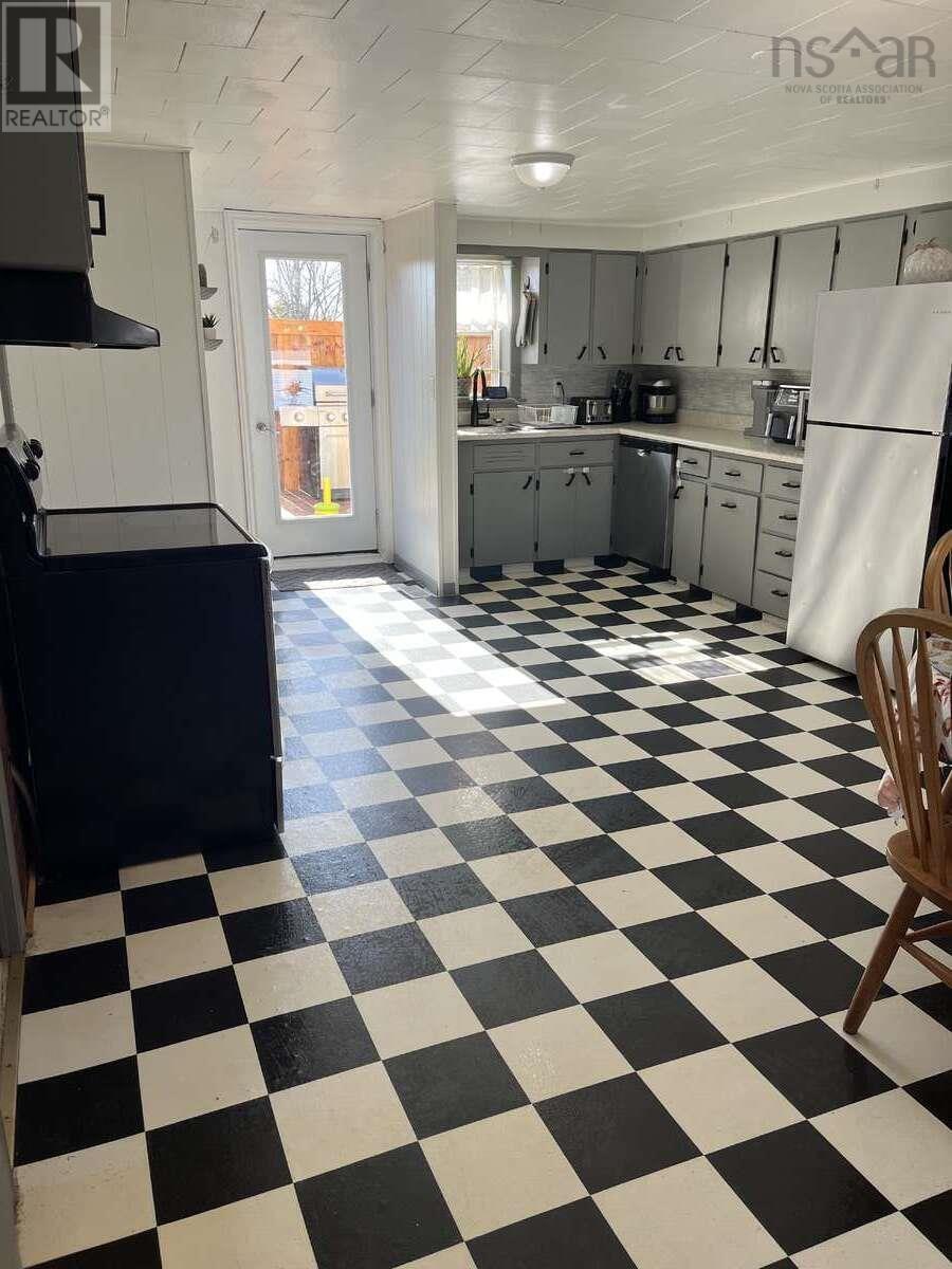 388 Heatherton Village Road, Heatherton, Nova Scotia  B0H 1R0 - Photo 6 - 202600652