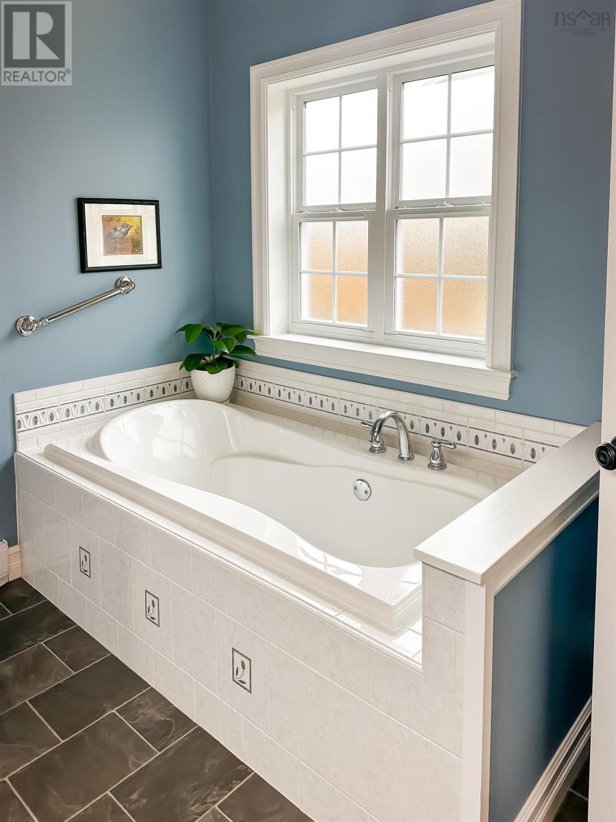 93 Macdonald Park Road, Kentville, Nova Scotia  B4N 5G6 - Photo 25 - 202600668