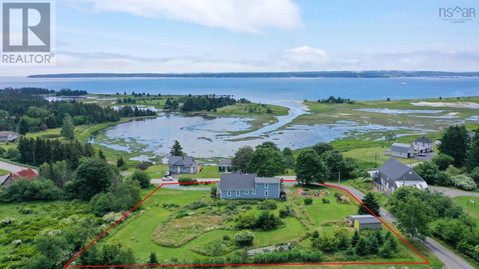 647 Blue Rocks Road, Garden Lots, Nova Scotia  B0J 2C0 - Photo 2 - 202600702