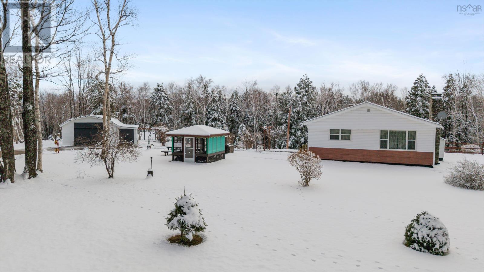 417 Mackenzie Road, Black Point, Nova Scotia  B0K 1X0 - Photo 3 - 202600726