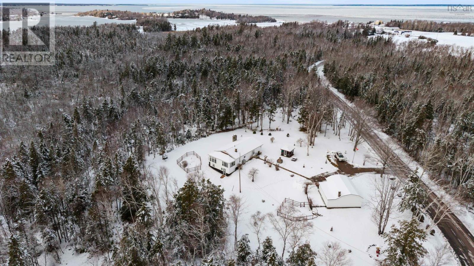 417 Mackenzie Road, Black Point, Nova Scotia  B0K 1X0 - Photo 4 - 202600726