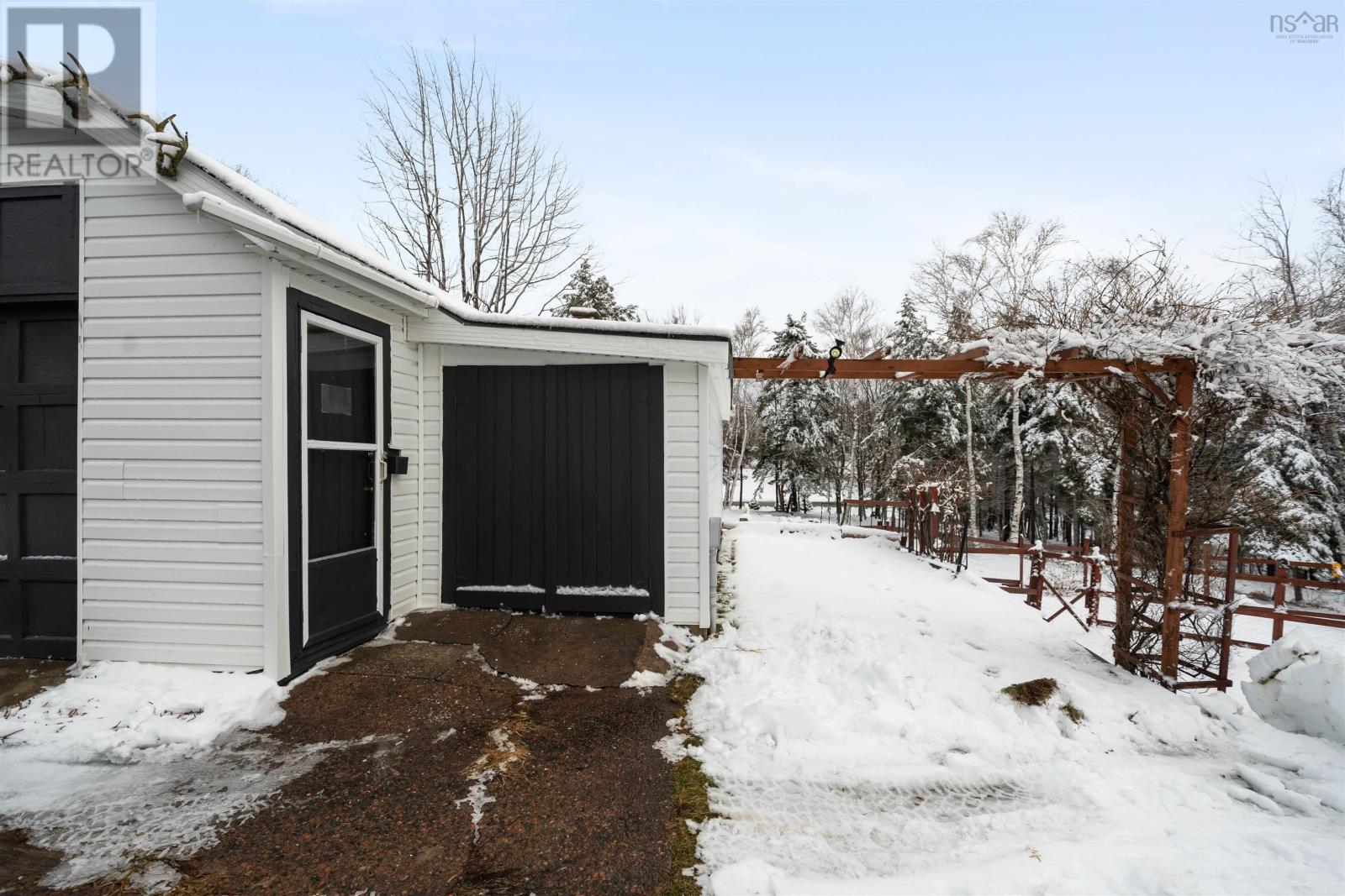 417 Mackenzie Road, Black Point, Nova Scotia  B0K 1X0 - Photo 44 - 202600726