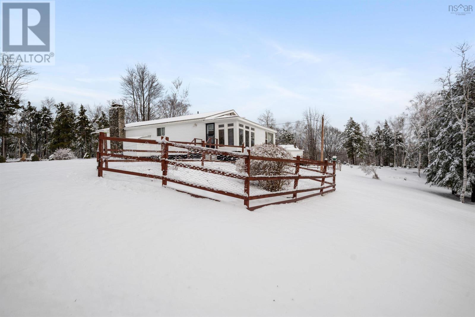 417 Mackenzie Road, Black Point, Nova Scotia  B0K 1X0 - Photo 45 - 202600726