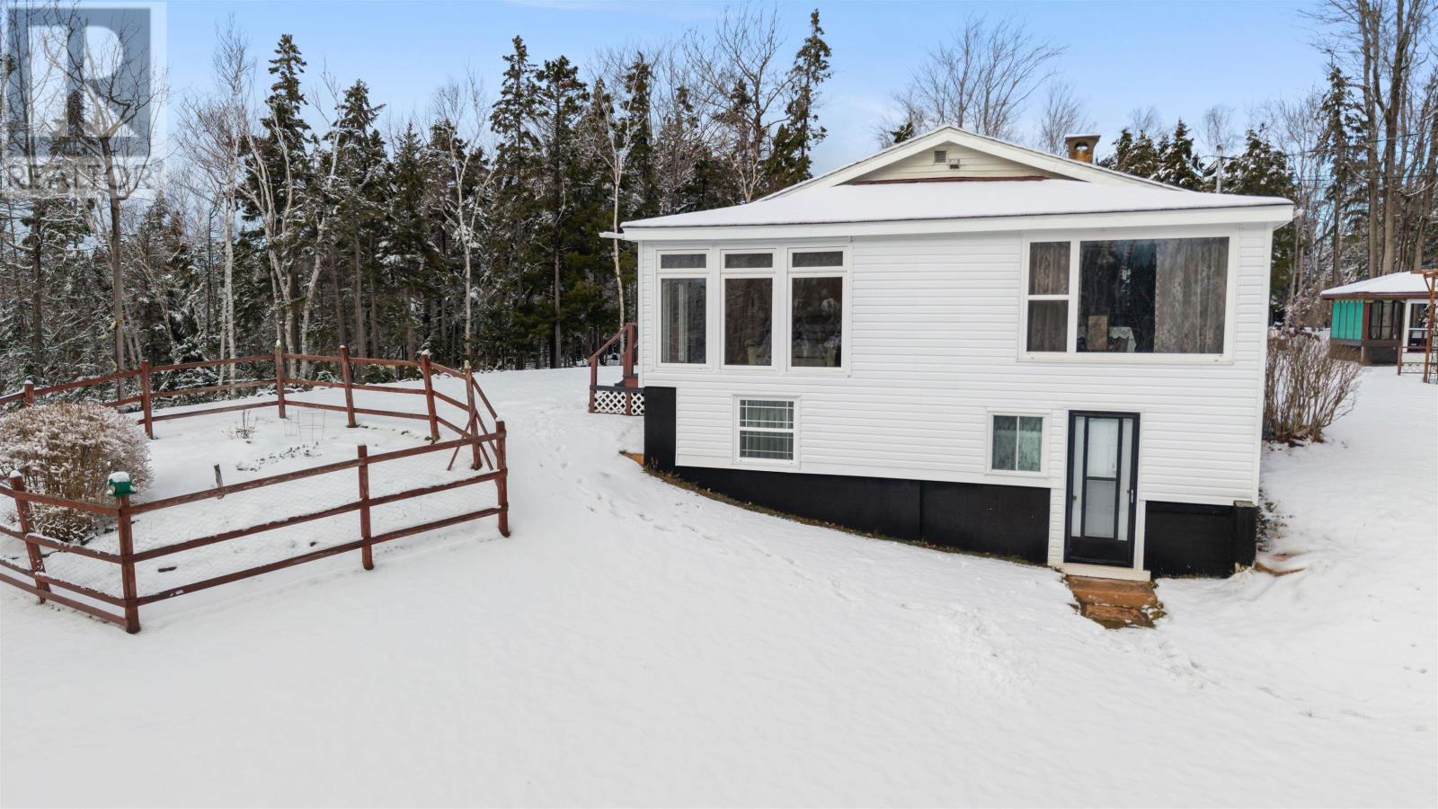 417 Mackenzie Road, Black Point, Nova Scotia  B0K 1X0 - Photo 46 - 202600726