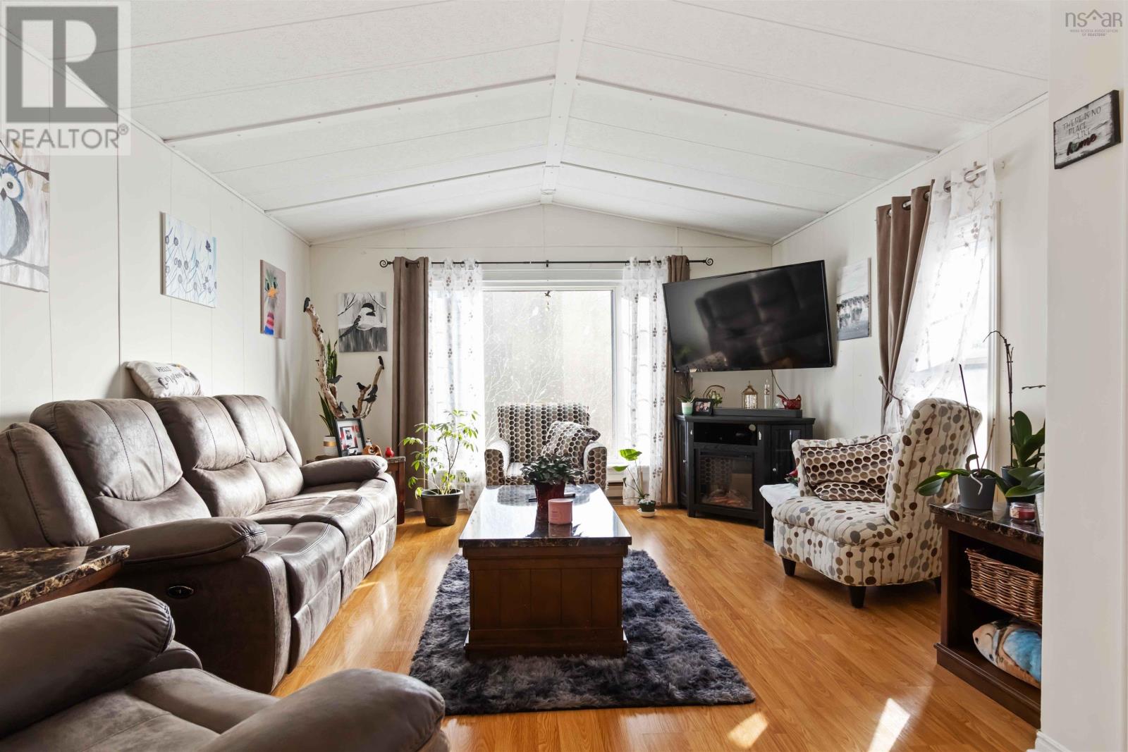 2 Stanley Street, Middle Sackville, Nova Scotia  B4E 1E8 - Photo 6 - 202600820