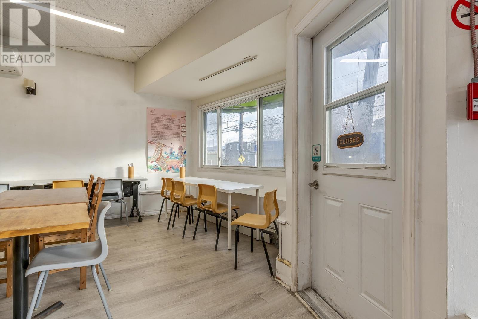 5385 Victoria Road, Halifax, Nova Scotia  B3H 1J4 - Photo 3 - 202600827