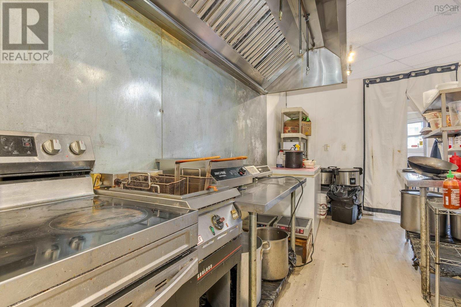 5385 Victoria Road, Halifax, Nova Scotia  B3H 1J4 - Photo 8 - 202600827