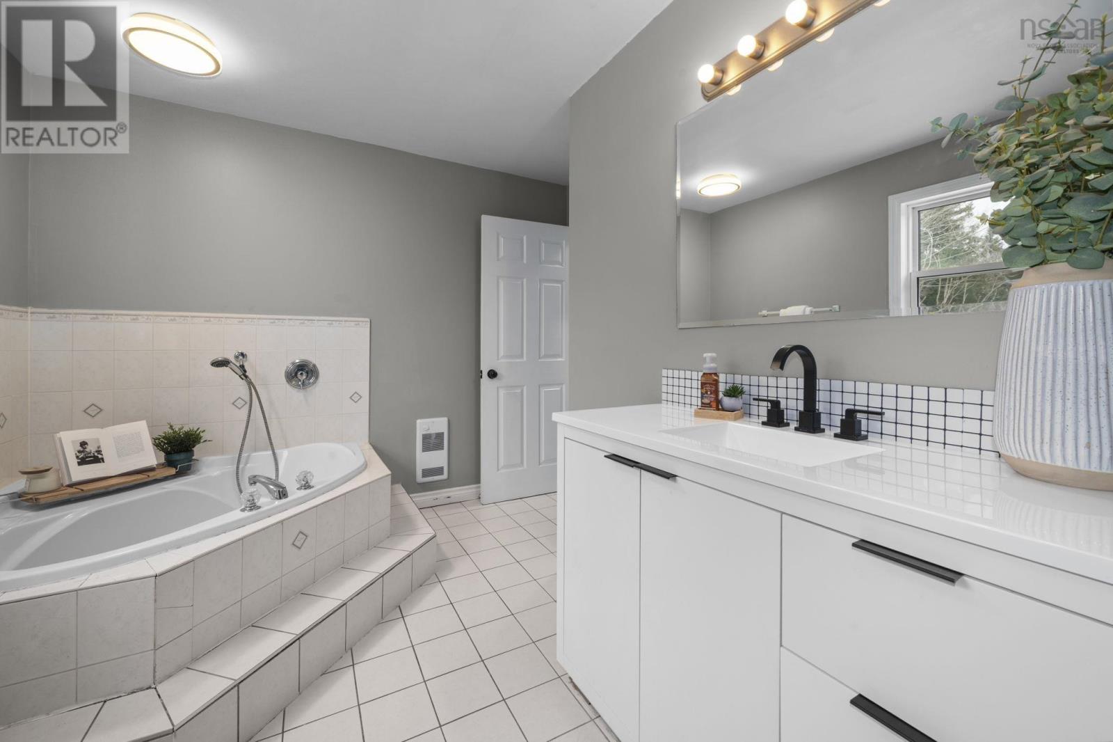 816 Pockwock Road, Lucasville, Nova Scotia  B4B 1P1 - Photo 25 - 202600852