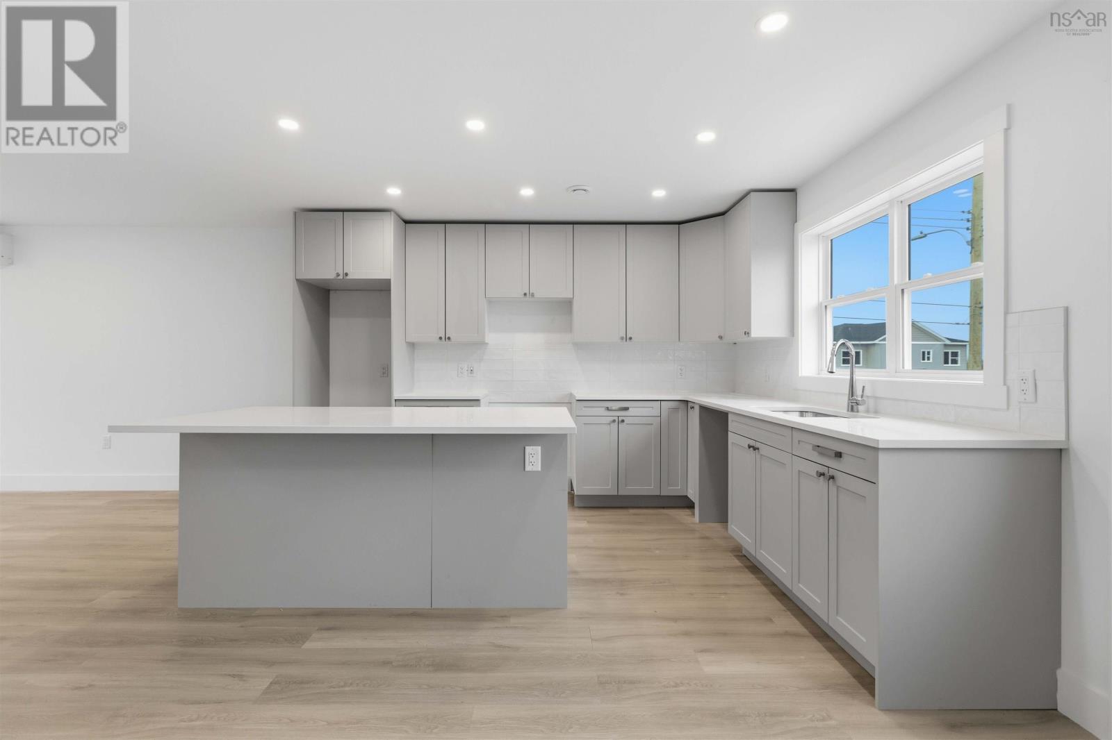 4 Berm Street, Spryfield, Nova Scotia  B3R 0H2 - Photo 7 - 202600859