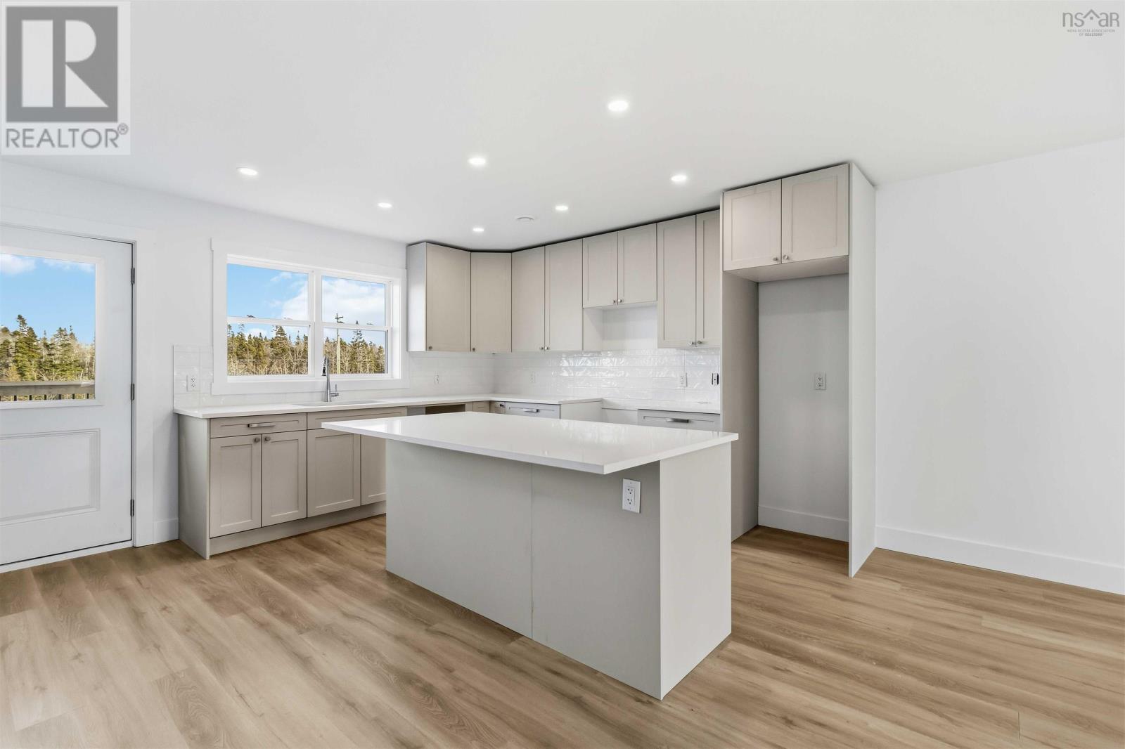 6 Berm Street, Spryfield, Nova Scotia  B3R 0H2 - Photo 14 - 202600860