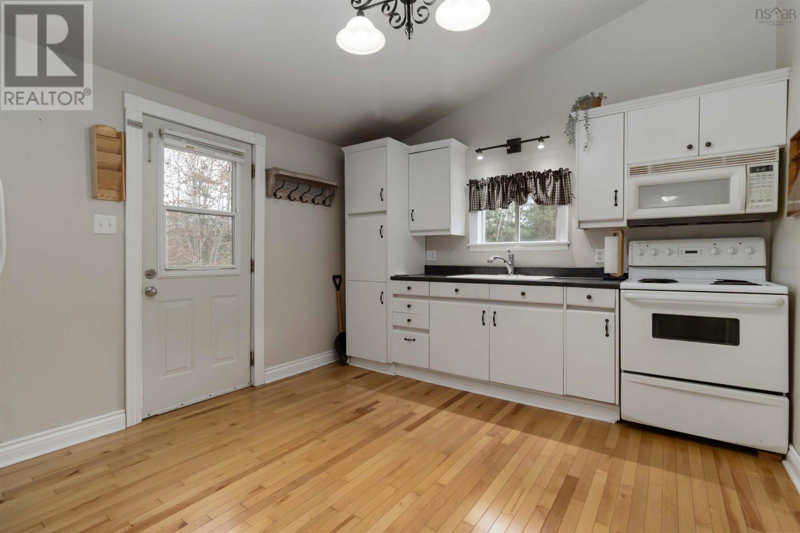 186 Old Kettle Road, Mill Village, Nova Scotia  B0J 2H0 - Photo 9 - 202600879