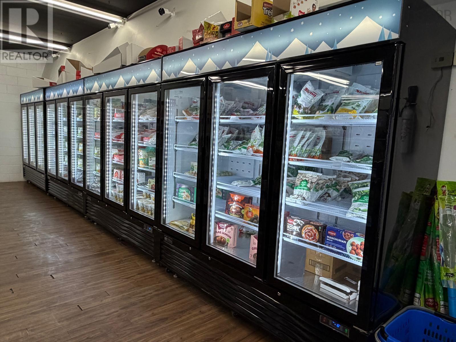 1 73 Sackville Drive, Lower Sackville, Nova Scotia  B4C 2R2 - Photo 3 - 202600904