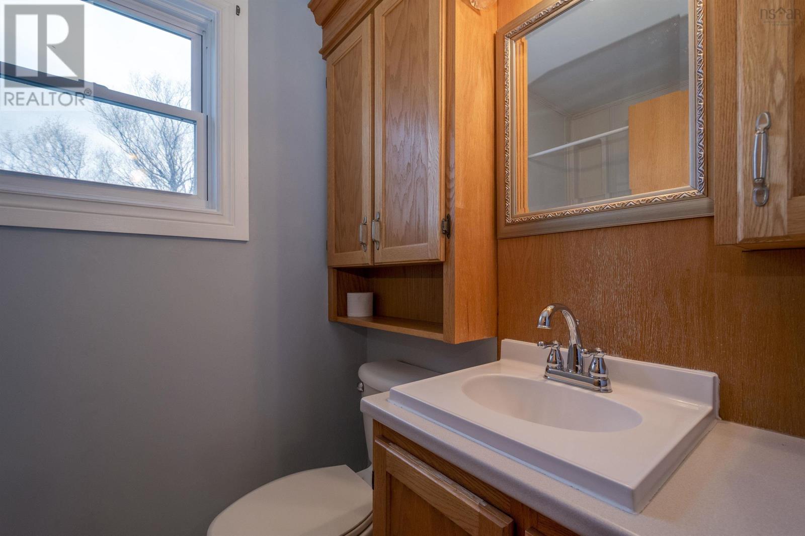 4231 Shore Road W, Parkers Cove, Nova Scotia  B0S 1A0 - Photo 18 - 202600909