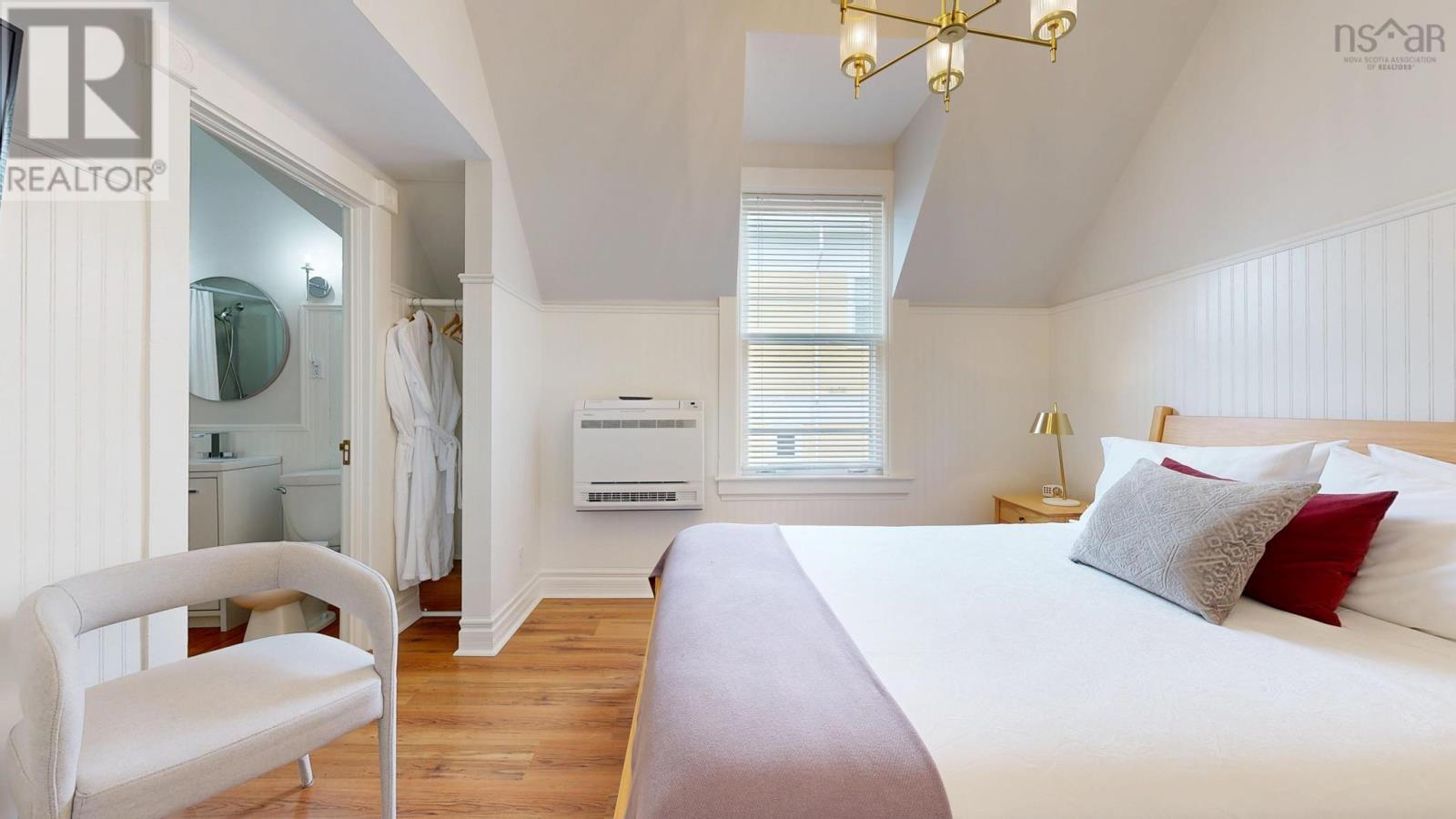 558 Main Street, Mahone Bay, Nova Scotia  B0J 2E0 - Photo 28 - 202600920