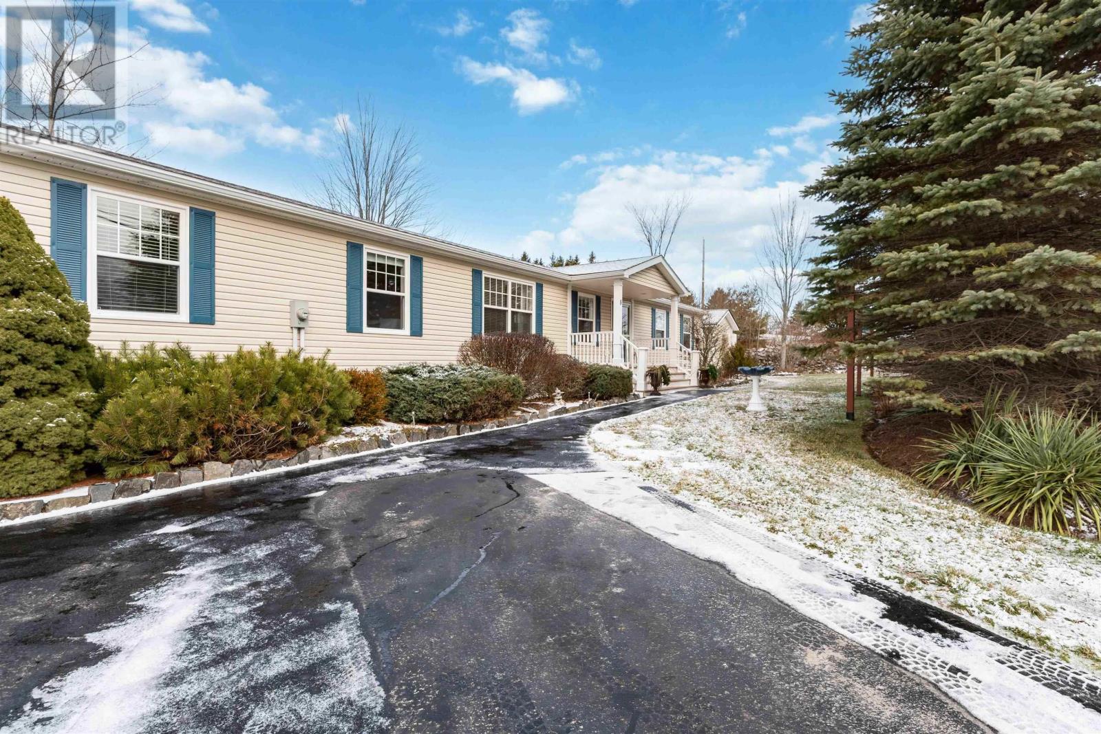 8 Irven Drive, Garlands Crossing, Nova Scotia  B0N 2T0 - Photo 2 - 202600931