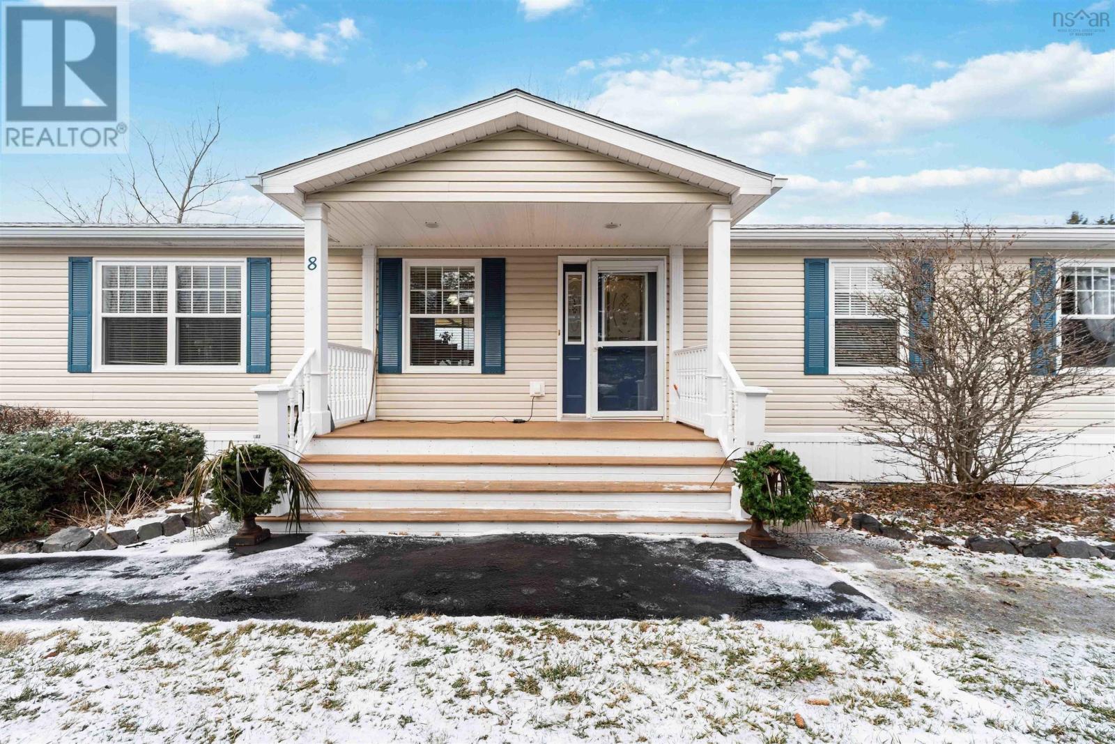 8 Irven Drive, Garlands Crossing, Nova Scotia  B0N 2T0 - Photo 3 - 202600931