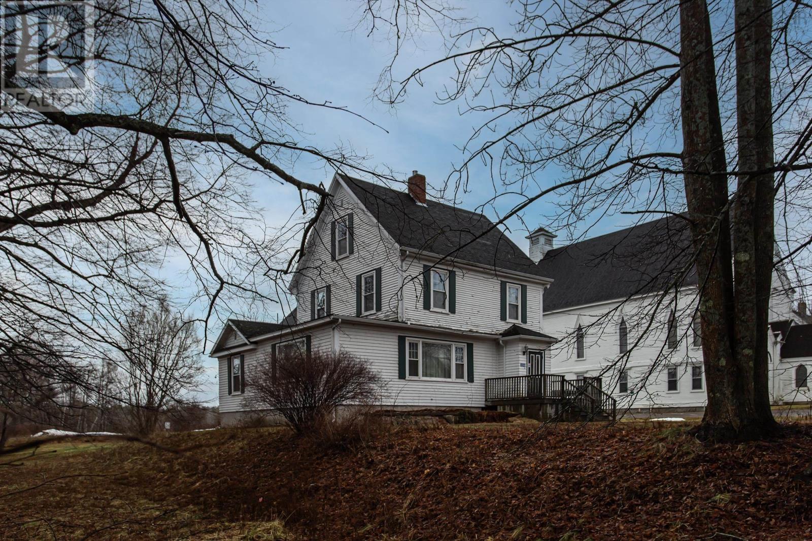 206 Main Street, Middleton, Nova Scotia  B0S 1P0 - Photo 3 - 202600939