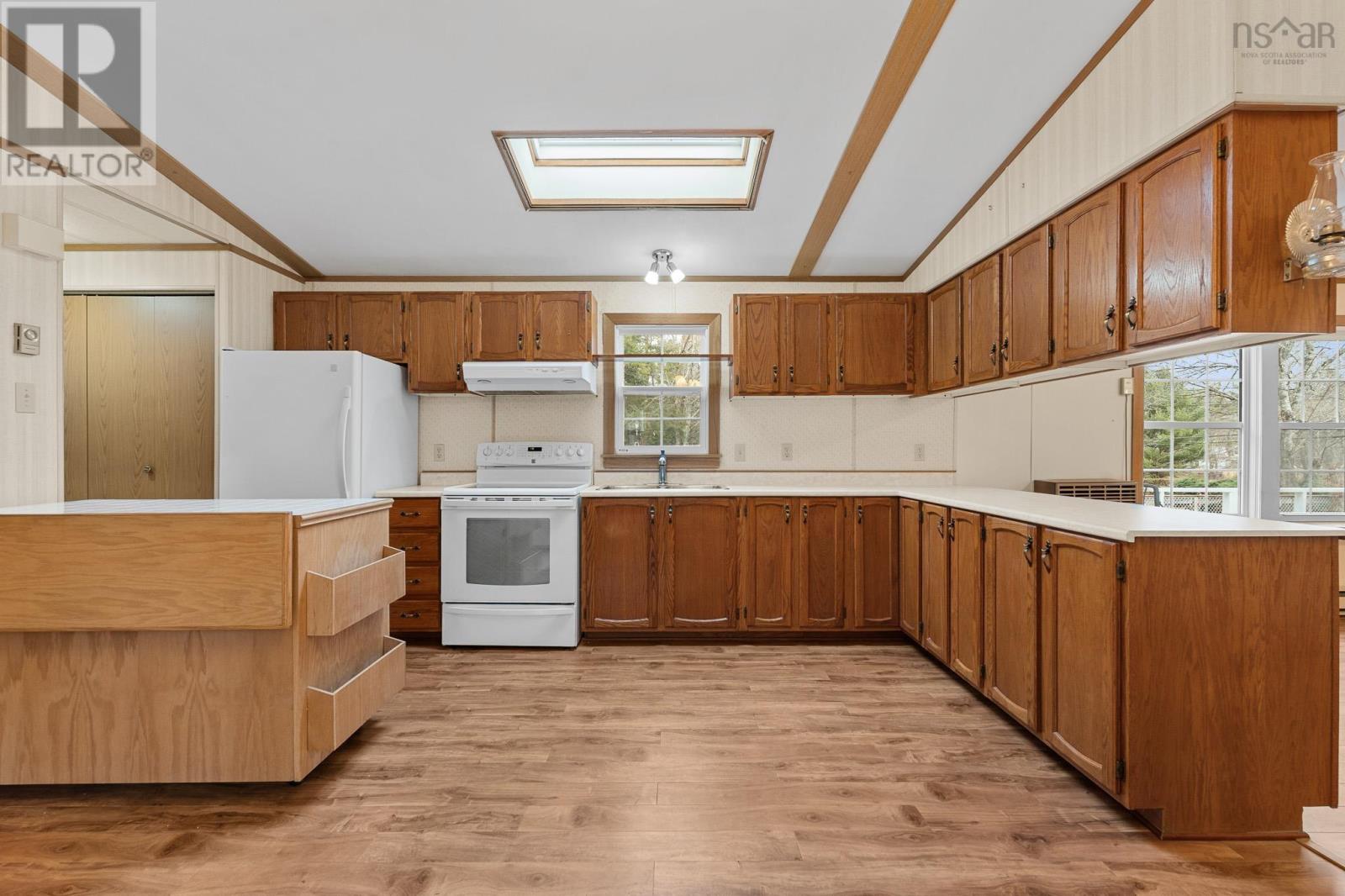 210 Ellershouse Road, Ellershouse, Nova Scotia  B0N 1L0 - Photo 10 - 202600996