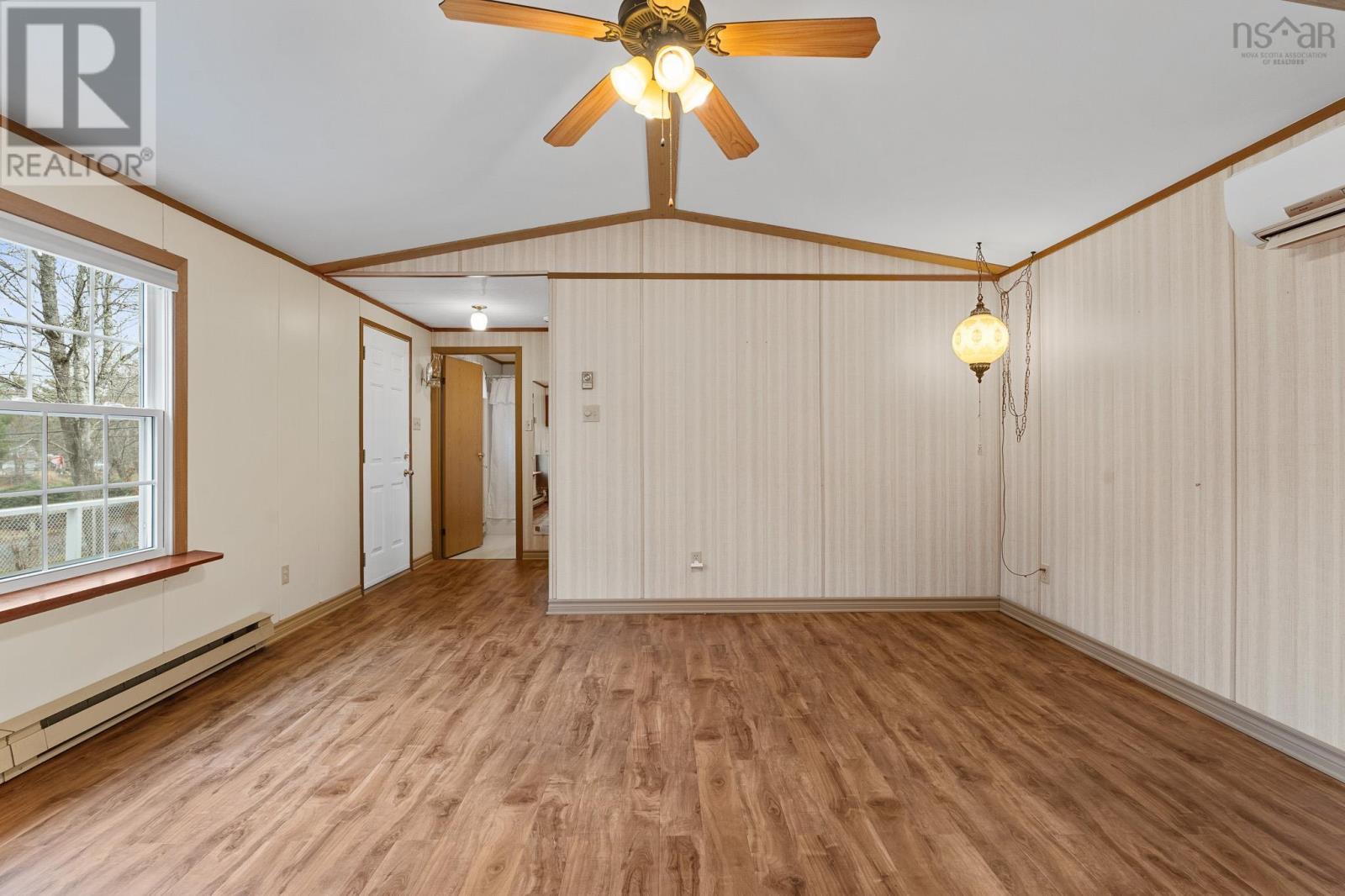 210 Ellershouse Road, Ellershouse, Nova Scotia  B0N 1L0 - Photo 18 - 202600996