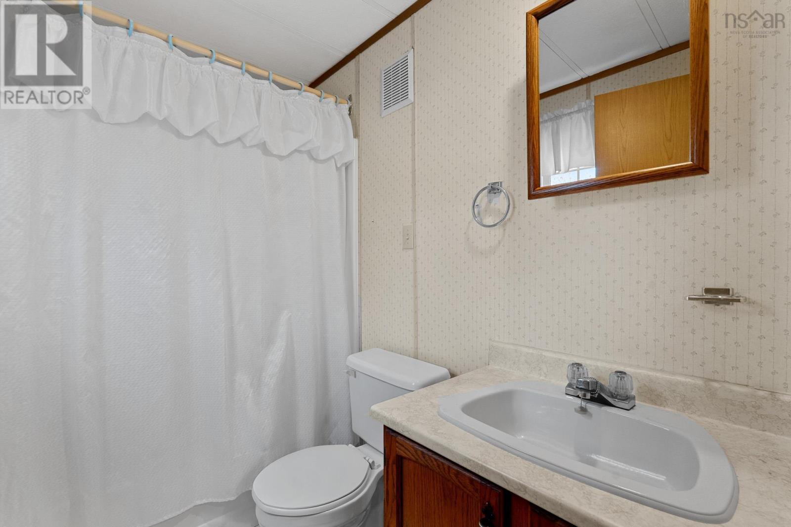 210 Ellershouse Road, Ellershouse, Nova Scotia  B0N 1L0 - Photo 27 - 202600996