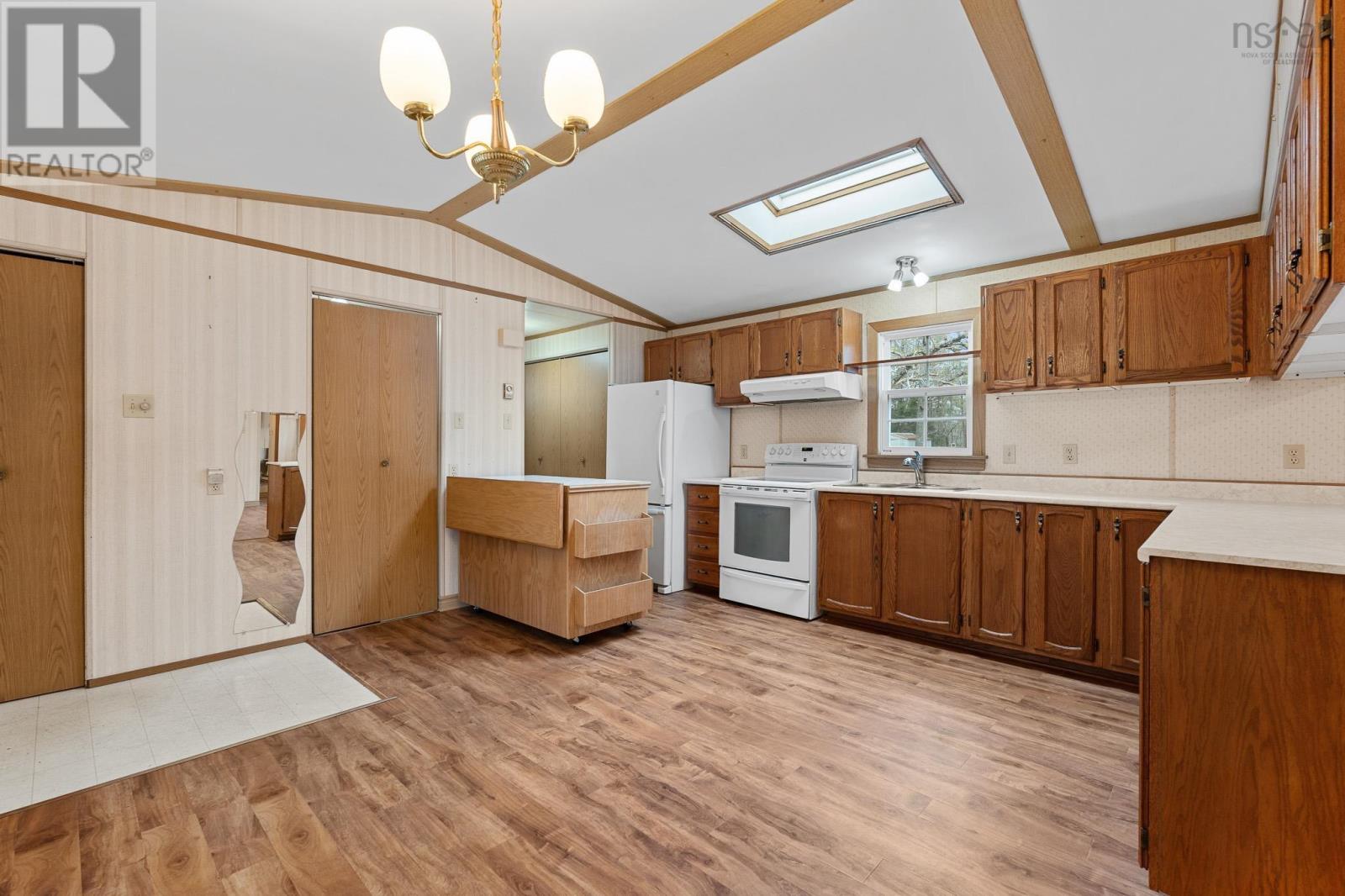 210 Ellershouse Road, Ellershouse, Nova Scotia  B0N 1L0 - Photo 9 - 202600996