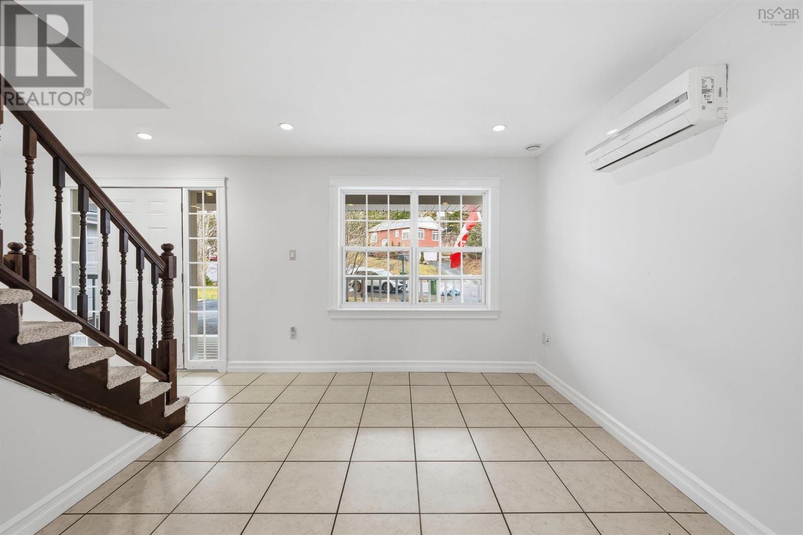 24 Gilbert Street, Beaver Bank, Nova Scotia  B4G 1A5 - Photo 6 - 202601000