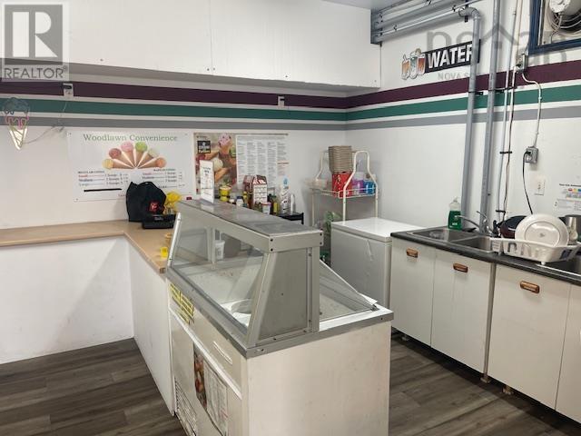 99 Woodlawn Road, Dartmouth, Nova Scotia  B2W 2S6 - Photo 4 - 202601008