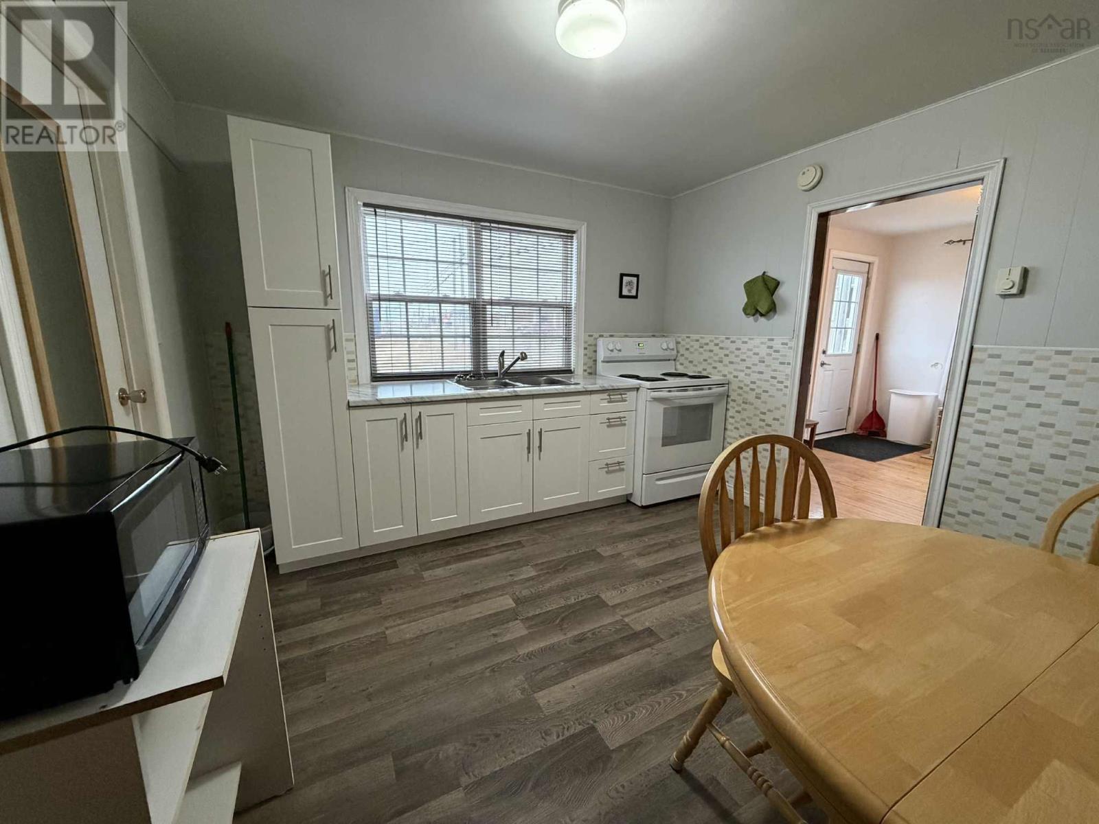 15479 Cabot Trail, Chéticamp, Nova Scotia  B0E 1H0 - Photo 11 - 202601023