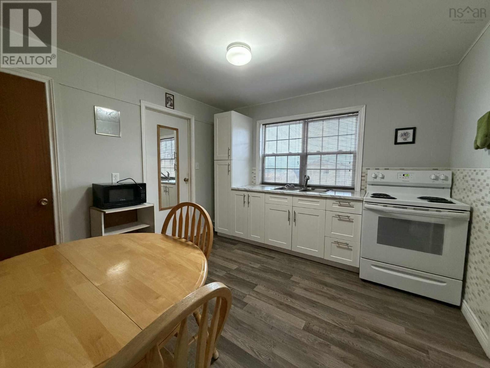 15479 Cabot Trail, Chéticamp, Nova Scotia  B0E 1H0 - Photo 9 - 202601023