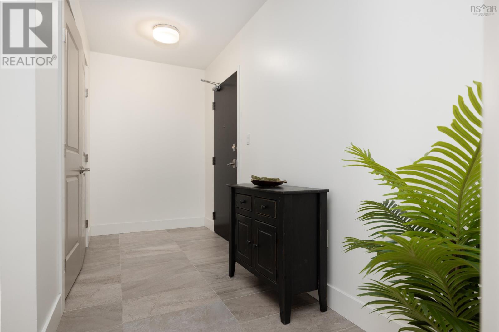 302 267 Gary Martin Drive, Bedford, Nova Scotia  B4B 0P5 - Photo 2 - 202601054