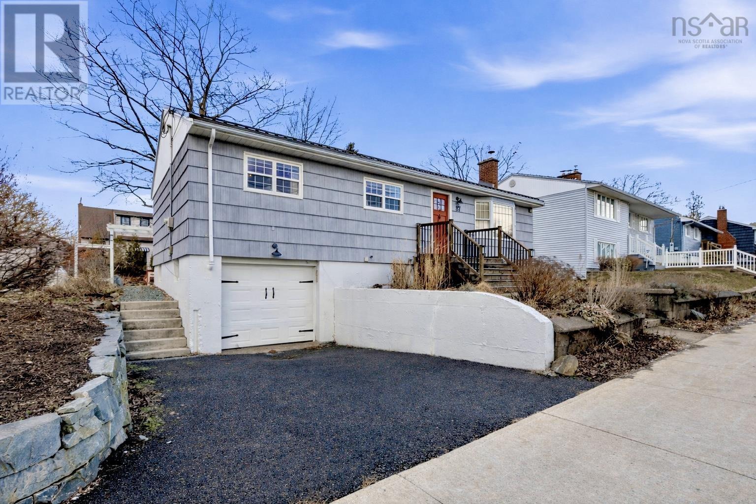 87 Symonds Street, Dartmouth, Nova Scotia  B3A 3M1 - Photo 2 - 202601123