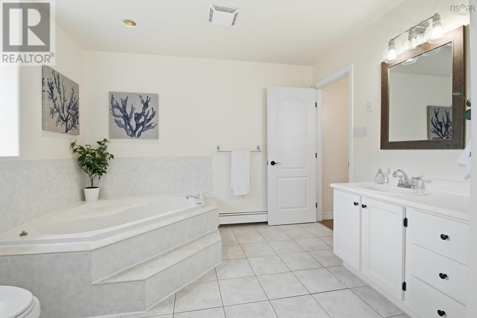 66 Virginia Drive, Kingswood, Nova Scotia  B4B 1S5 - Photo 27 - 202601150