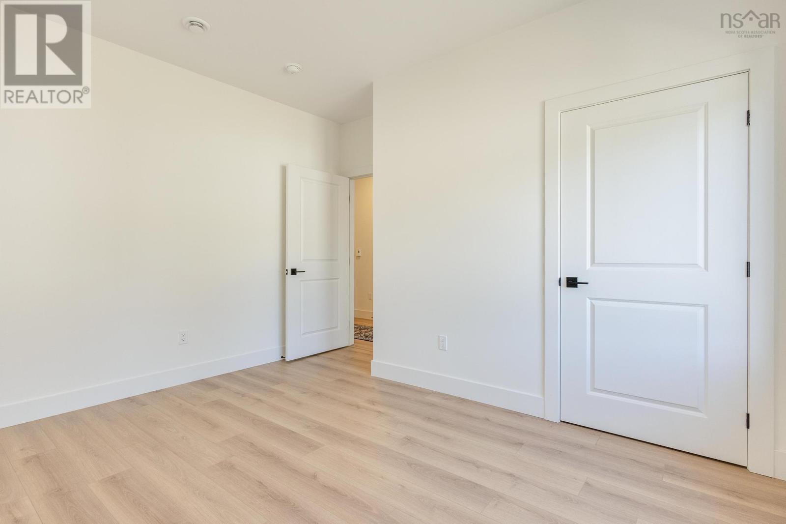 18 Whidden Avenue, Wolfville, Nova Scotia  B4P 0A8 - Photo 11 - 202601179