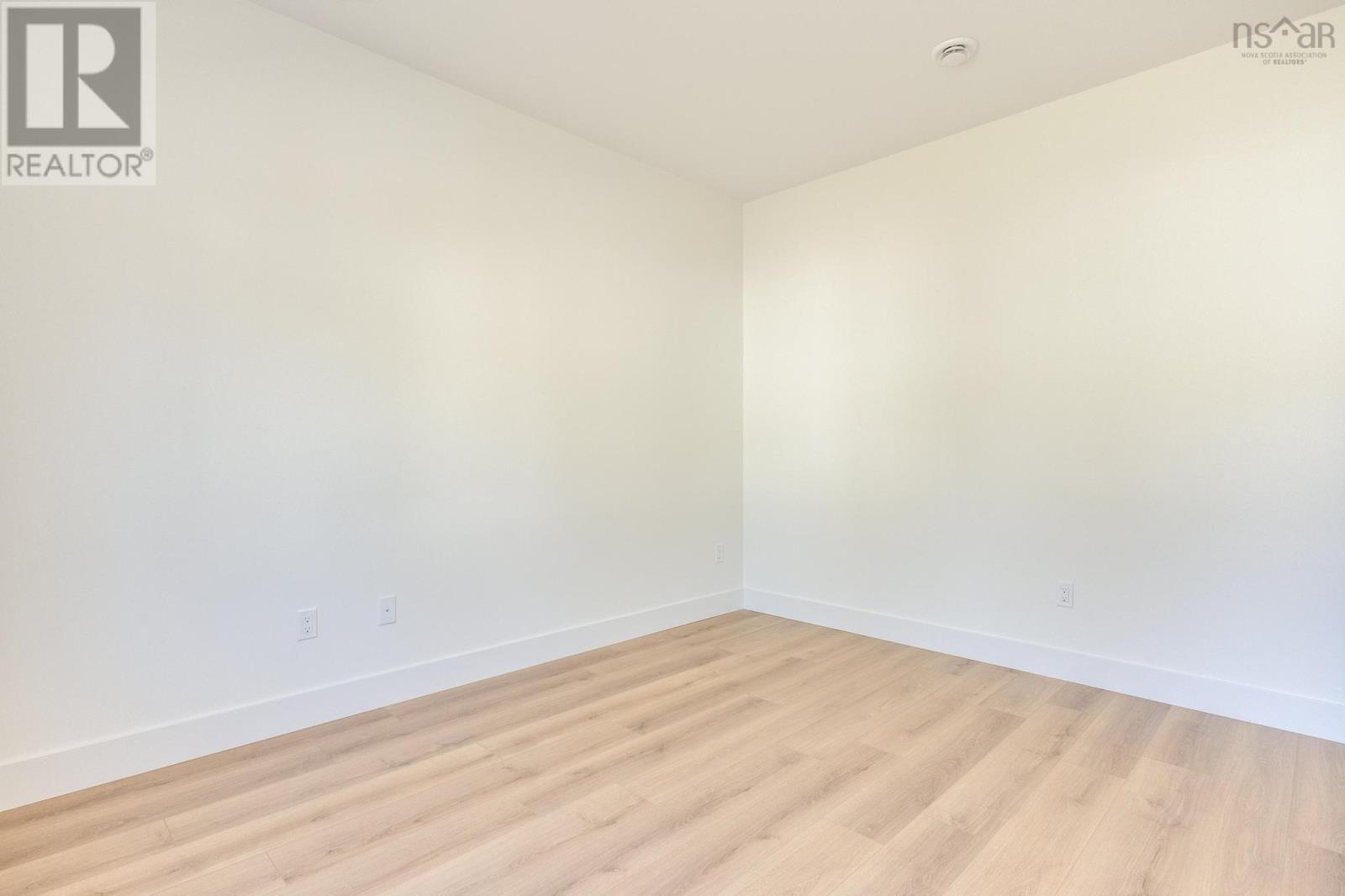 18 Whidden Avenue, Wolfville, Nova Scotia  B4P 0A8 - Photo 12 - 202601179