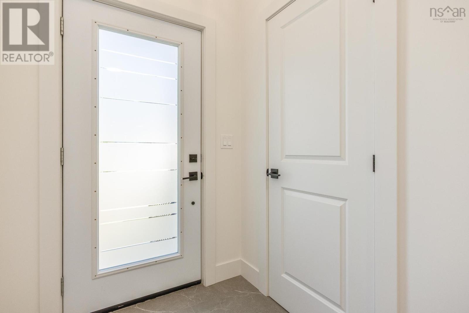 18 Whidden Avenue, Wolfville, Nova Scotia  B4P 0A8 - Photo 5 - 202601179