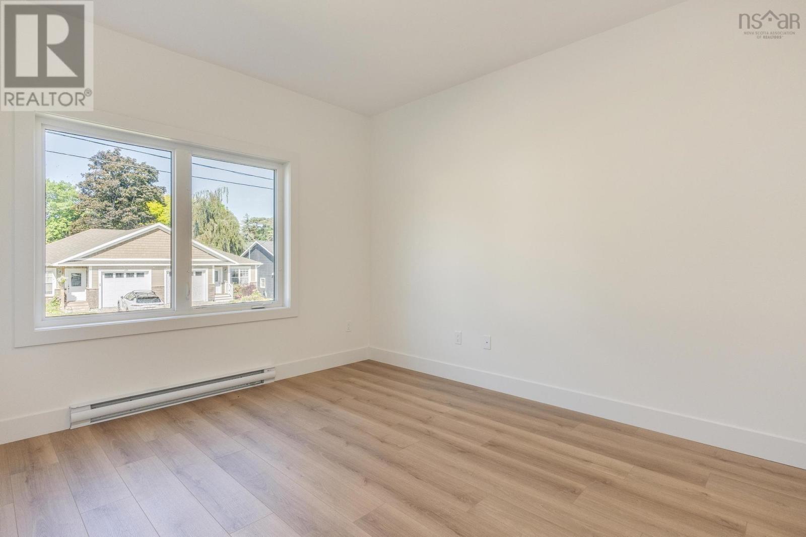 18 Whidden Avenue, Wolfville, Nova Scotia  B4P 0A8 - Photo 9 - 202601179