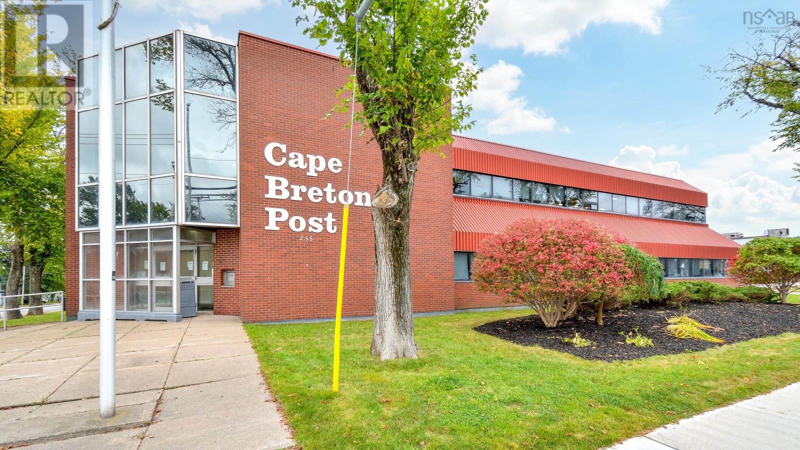 255 George Street, Sydney, Nova Scotia  B1P 1J7 - Photo 2 - 202601218