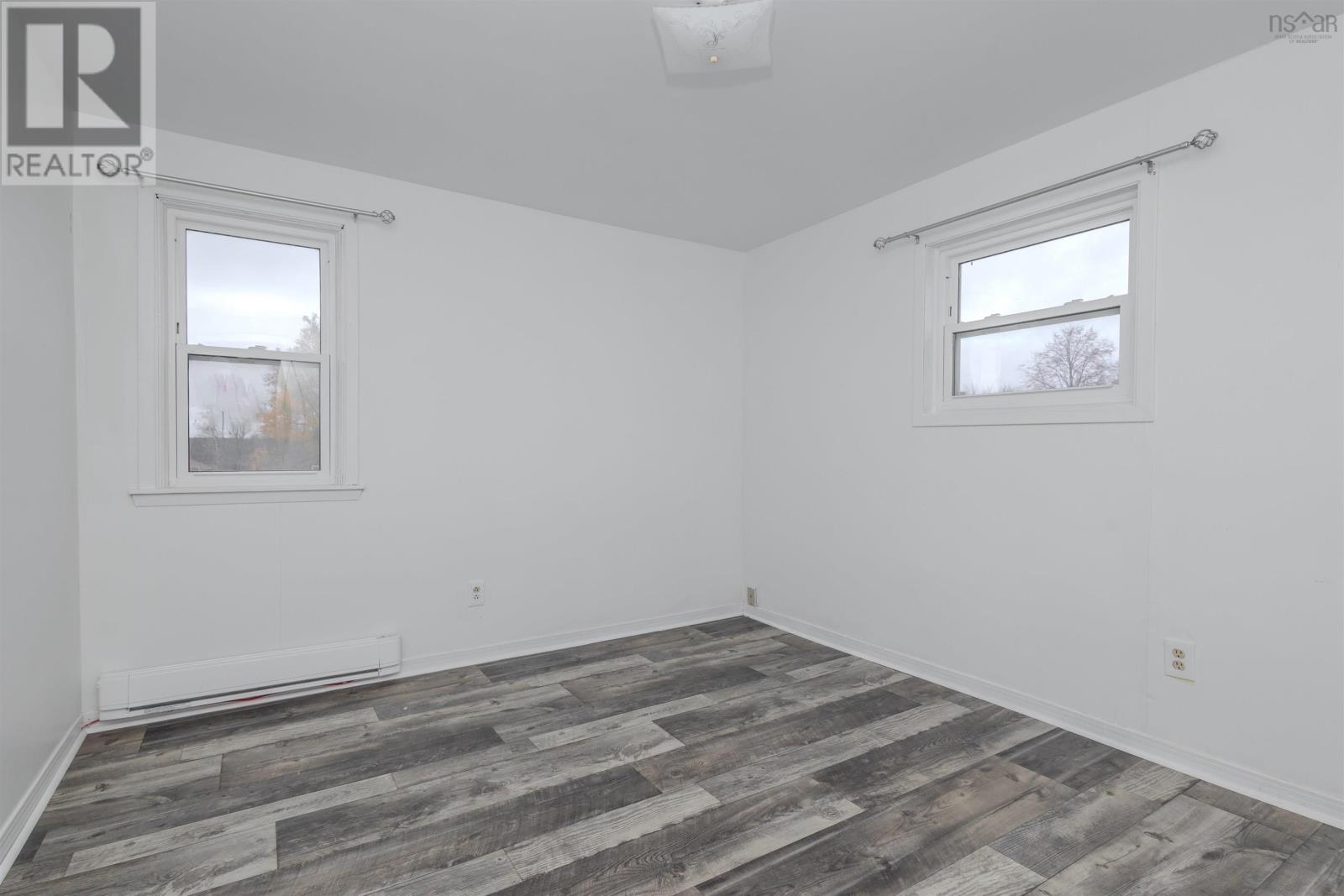 214 Alexandra Street, Sydney, Nova Scotia  B1P 2E8 - Photo 33 - 202601292