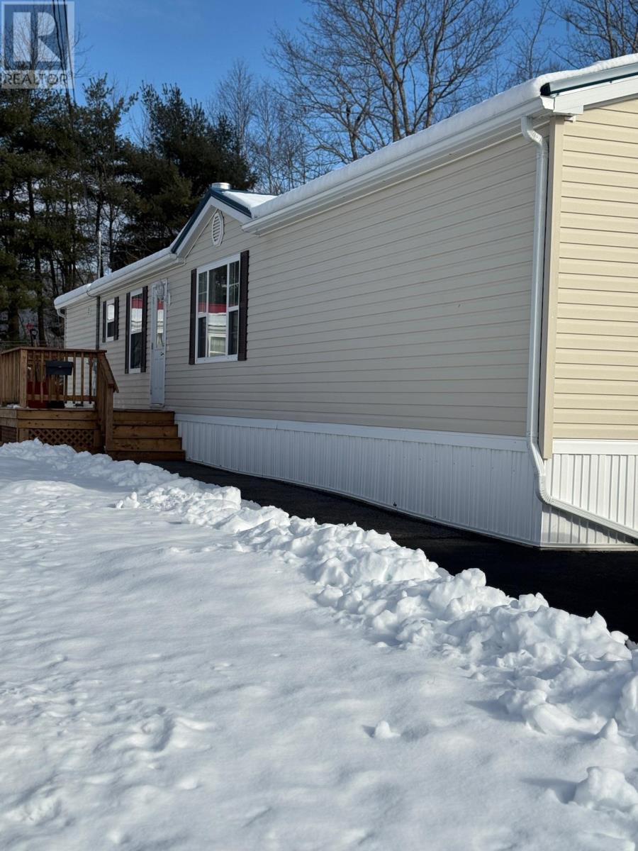 174 Sherbrooke Avenue, bridgewater, Nova Scotia