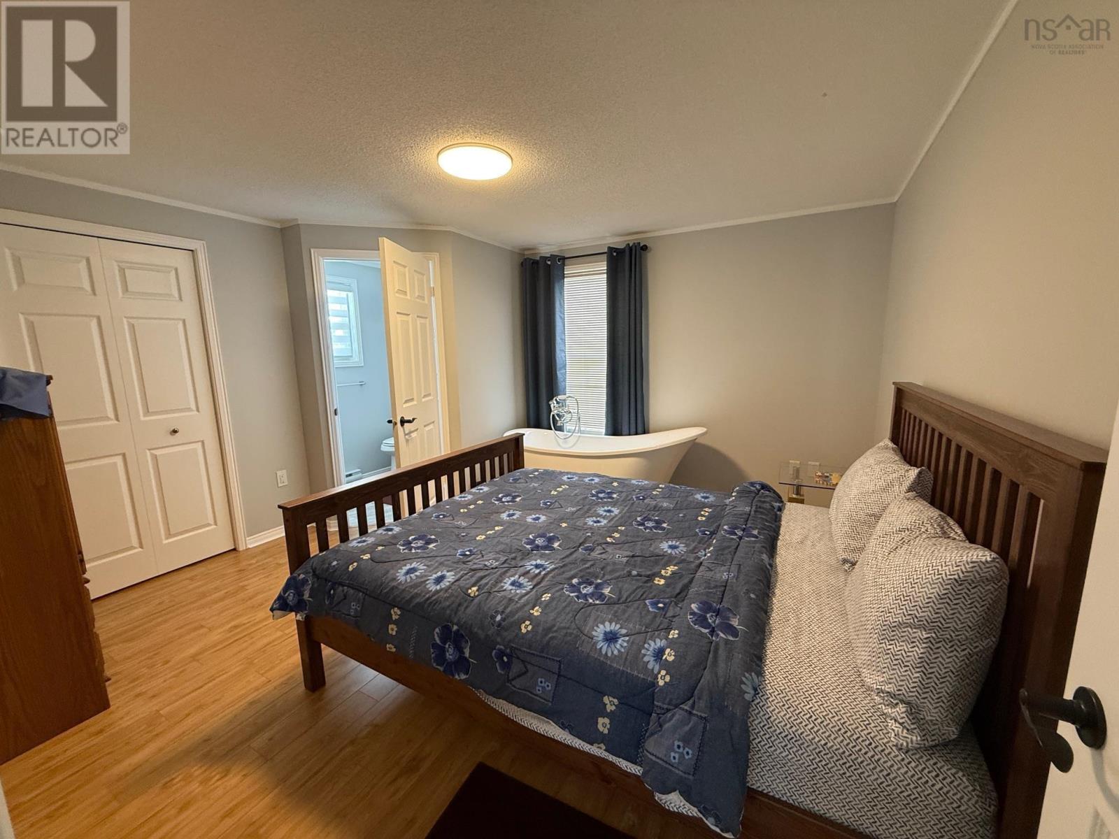 174 Sherbrooke Avenue, Bridgewater, Nova Scotia  B4V 4G1 - Photo 16 - 202601316