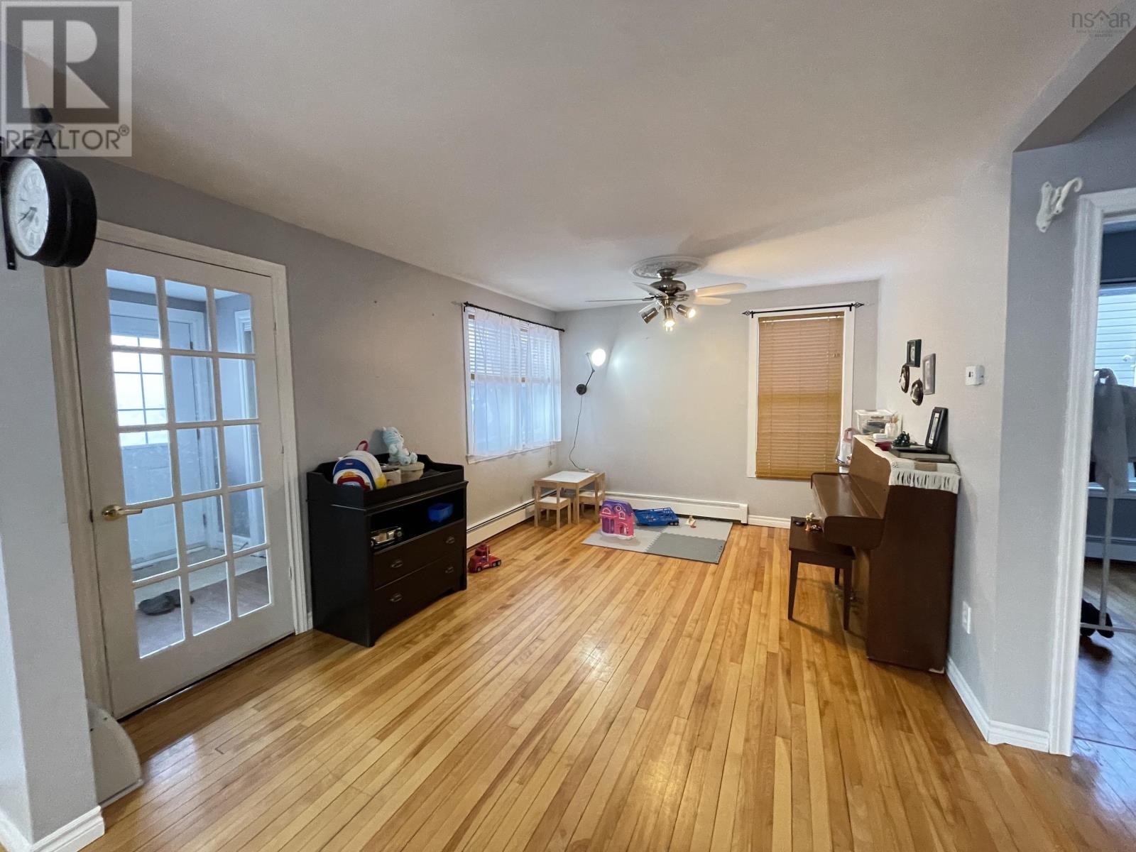 19 Norwood Avenue, Sydney, Nova Scotia  B1P 2Z9 - Photo 6 - 202601329