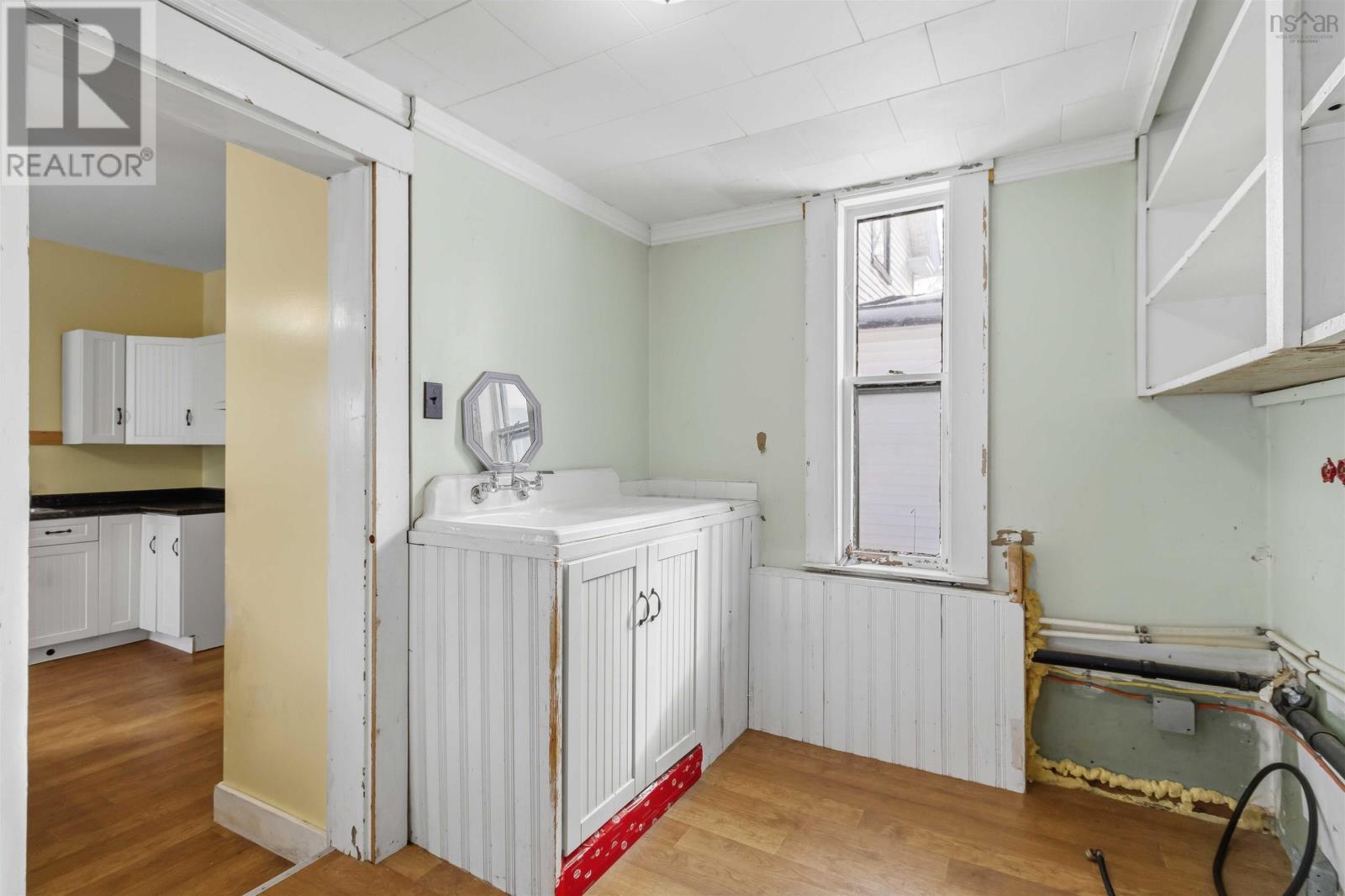 101 Pleasant Street, Bridgewater, Nova Scotia  B4V 1N3 - Photo 13 - 202601344