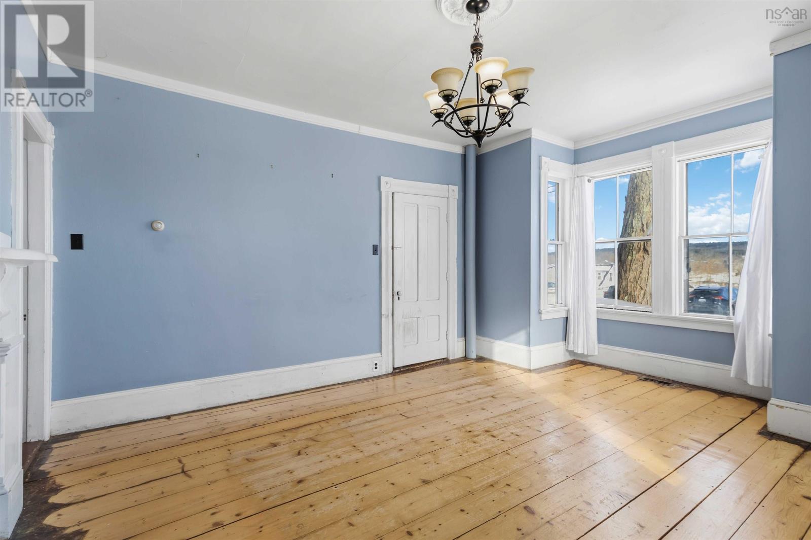 101 Pleasant Street, Bridgewater, Nova Scotia  B4V 1N3 - Photo 18 - 202601344