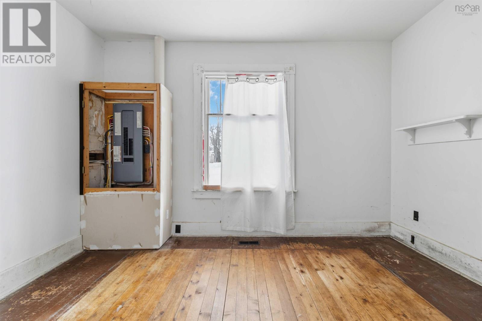 101 Pleasant Street, Bridgewater, Nova Scotia  B4V 1N3 - Photo 26 - 202601344