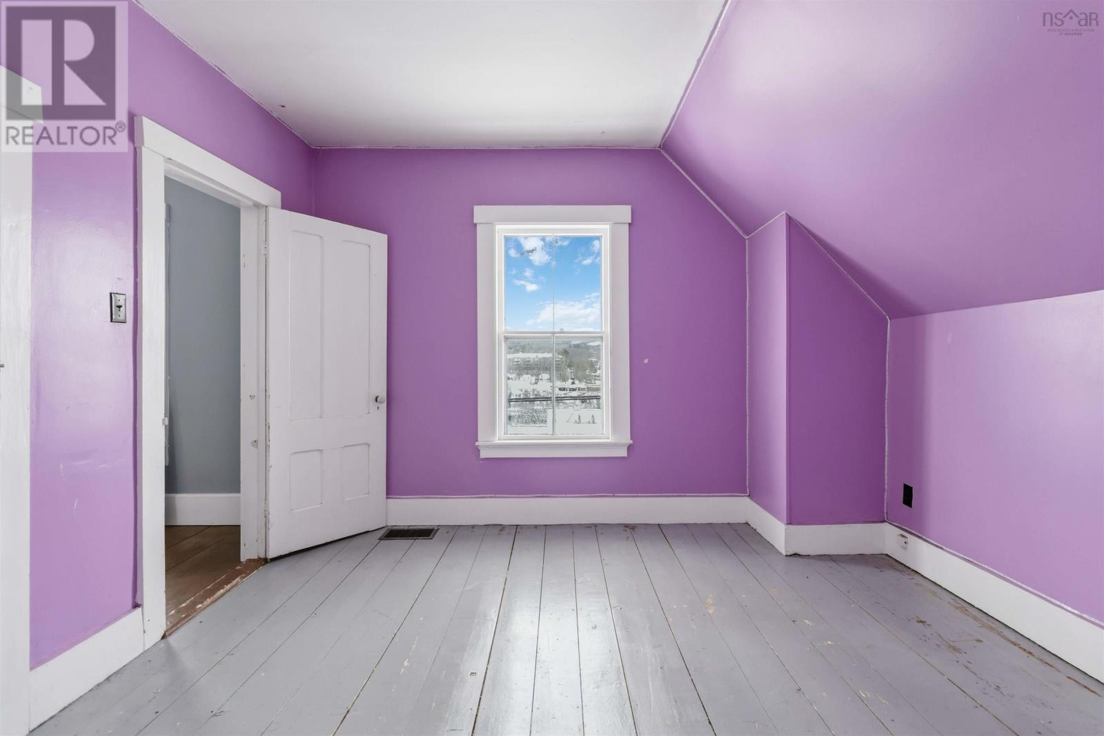 101 Pleasant Street, Bridgewater, Nova Scotia  B4V 1N3 - Photo 33 - 202601344