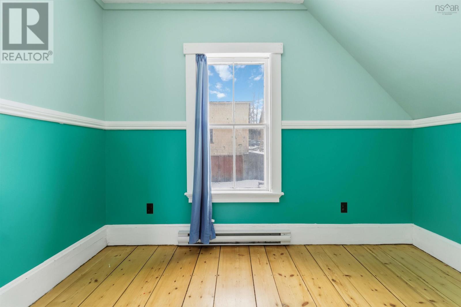 101 Pleasant Street, Bridgewater, Nova Scotia  B4V 1N3 - Photo 39 - 202601344