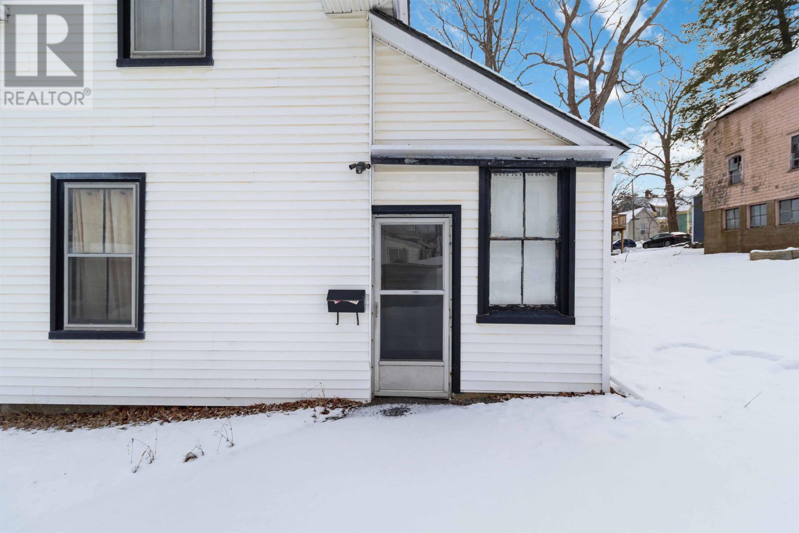 101 Pleasant Street, Bridgewater, Nova Scotia  B4V 1N3 - Photo 43 - 202601344