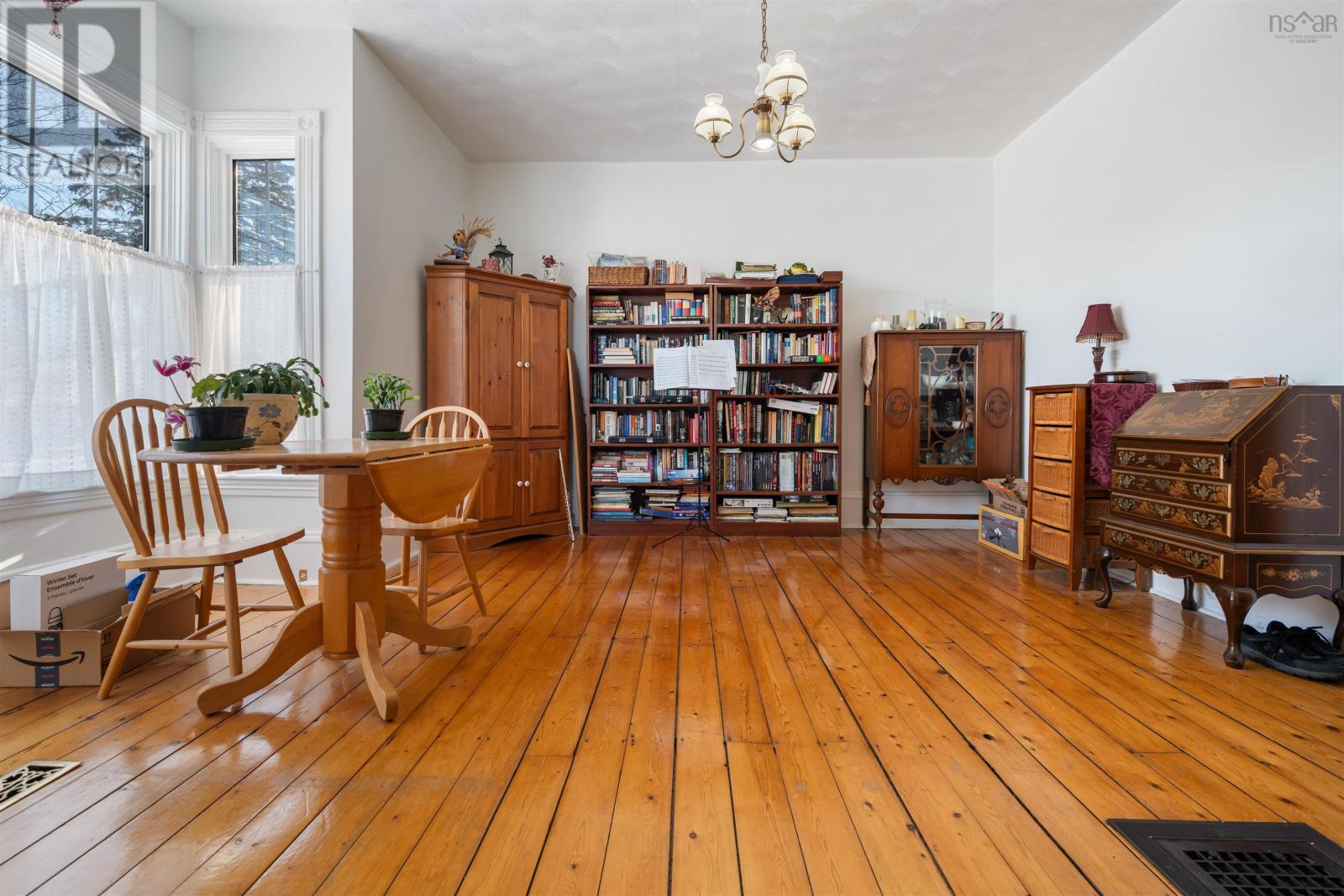 251 Victoria Street E, Amherst, Nova Scotia  B4H 4C4 - Photo 16 - 202601348