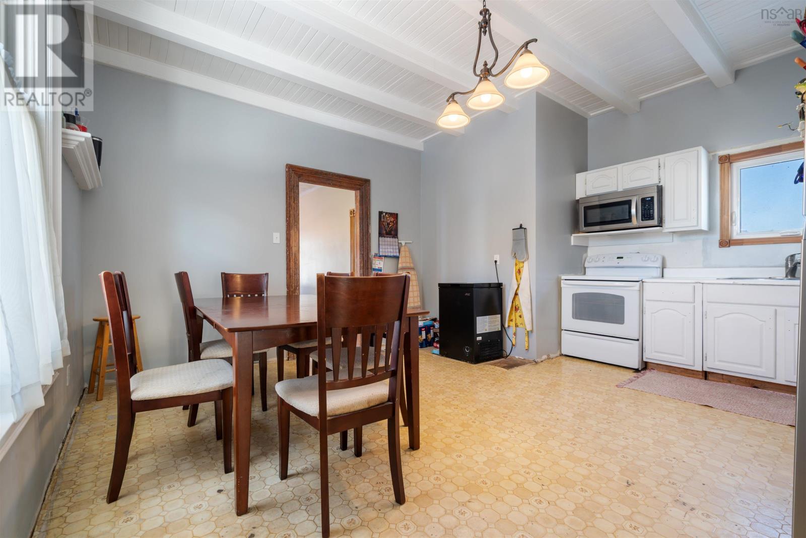 251 Victoria Street E, Amherst, Nova Scotia  B4H 4C4 - Photo 25 - 202601348