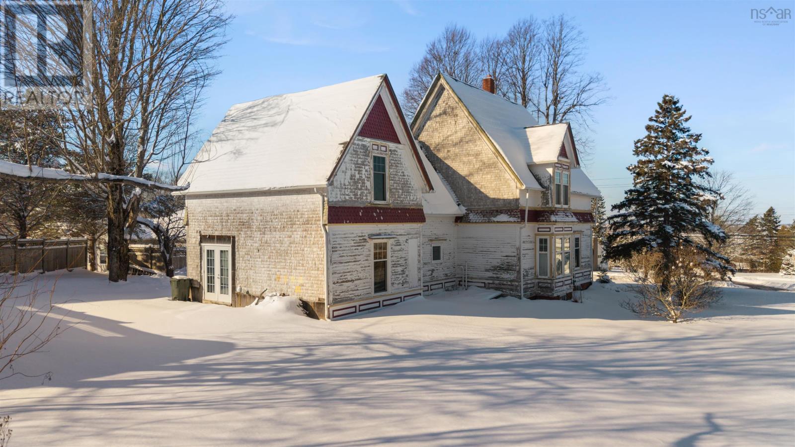 251 Victoria Street E, Amherst, Nova Scotia  B4H 4C4 - Photo 6 - 202601348